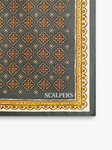 Batistă de la Scalpers pe verde