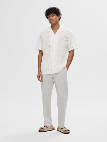SELECTED HOMME - Comfort Fit Camisa 'Jax' em branco