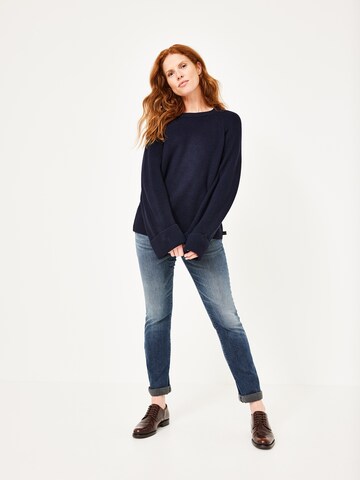 PADDOCKS Sweater in Blue: front