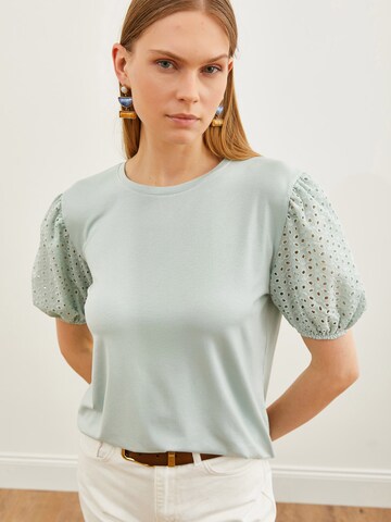 T-shirt olalook en vert