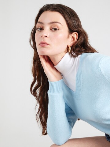 s.Oliver Sweater in Blue