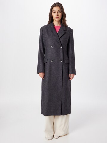 Designers Remix Between-Seasons Coat 'Milano' in Grey: front