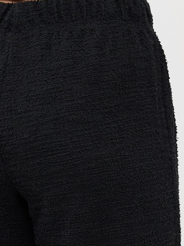 Only Petite Boot cut Pants 'ONLBRANSON' in Black