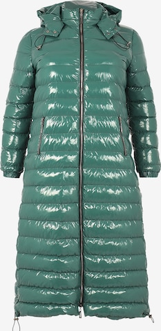 Yoek Winter Coat in Green: front