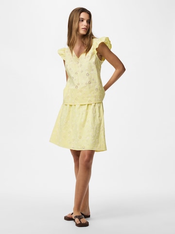 PIECES Rok 'PCBanna' in Geel