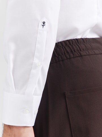 SEIDENSTICKER Slim fit Businessskjorta 'Schwarze Rose' i vit