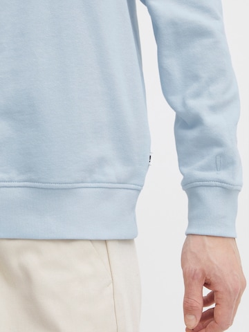 !Solid Sweatshirt 'Emanuel' in Blue