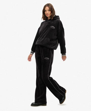 évasé Pantalon 'Country Club' Superdry en noir