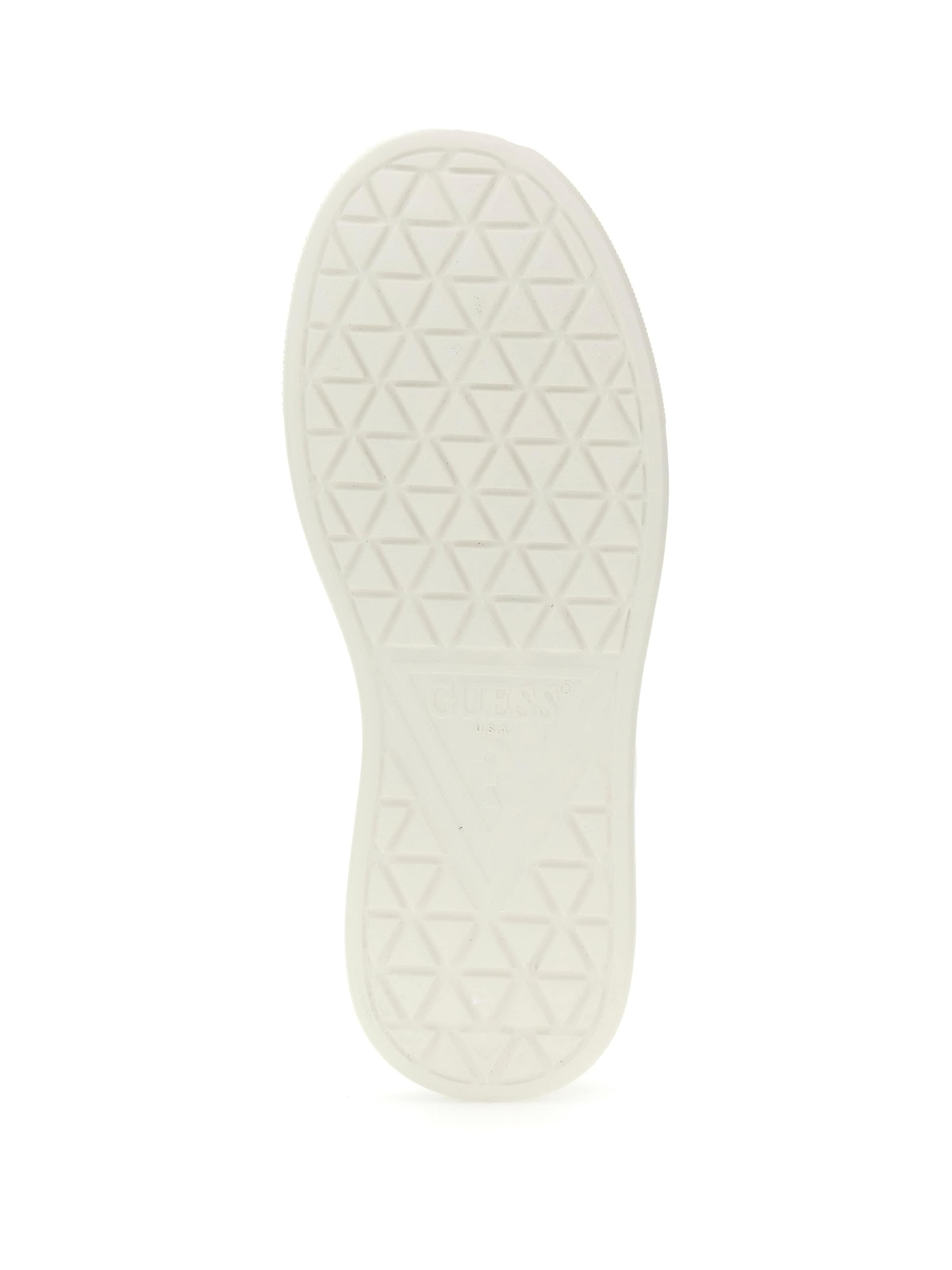 GUESS Matalavartiset tennarit 'PLEZIA' värissä valkoinen