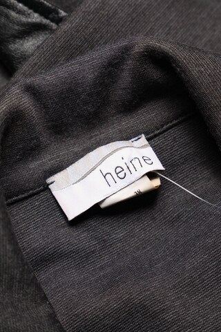 heine Vest in M in Black