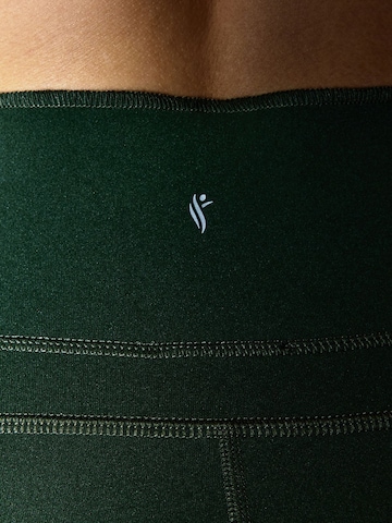 Trendyol Skinny Fit Клин в зелено