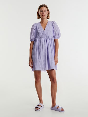 Robe 'Miriam' EDITED en violet