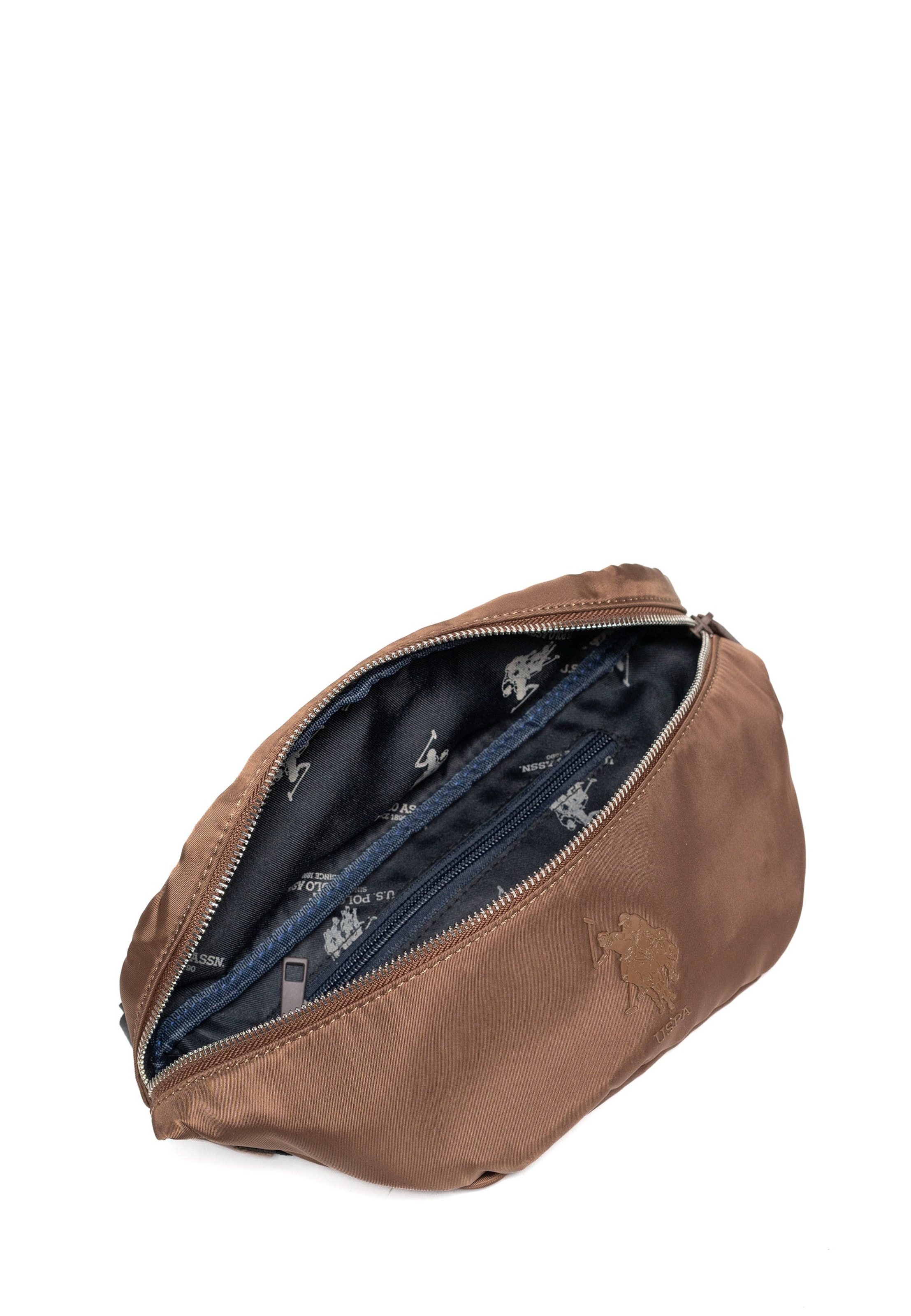 U.S. POLO ASSN. Clutch in Braun