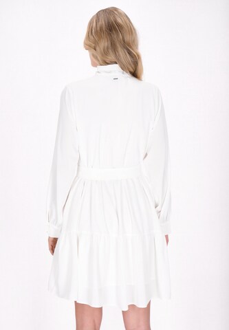 DreiMaster Klassik Μπλουζοφόρεμα 'Classic Look' σε λευκό