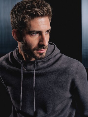 Pull-over 'Markus' ABOUT YOU x Kevin Trapp en gris