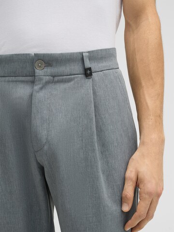 Regular Pantalon à pince 'Louis' STRELLSON en gris