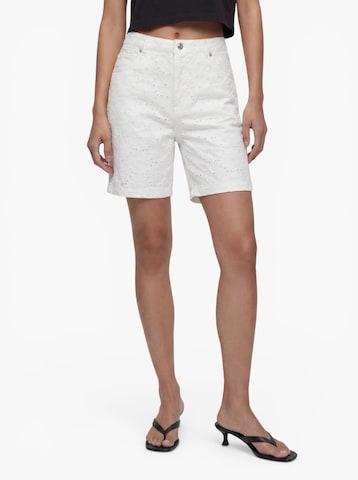 ONLY Regular Trousers 'ONLPHINE-FIO' in White: front