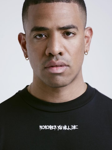 Remember you will die Shirt 'Kreuz' in Schwarz