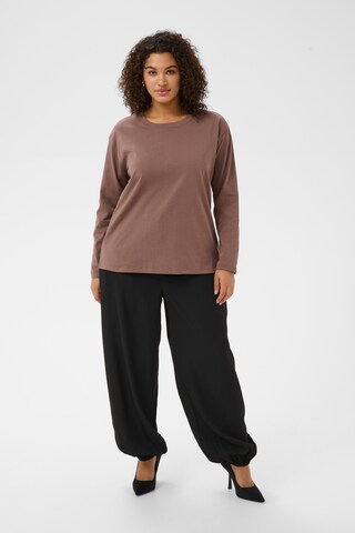 KAFFE CURVE - Camisa 'Hellen' em castanho