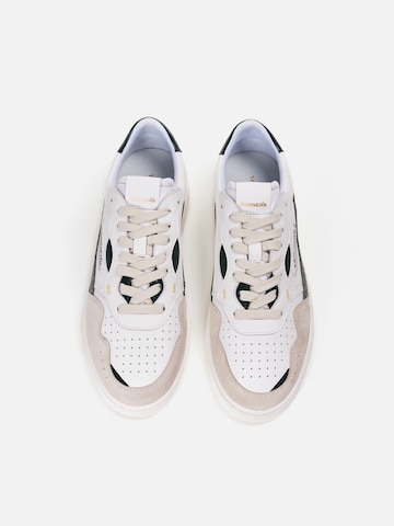 Tanners Sneakers 'Mid-Court Roscoe' in White