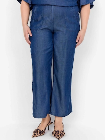 Wasabi Concept Regular Hose 'Flora' in Blau: Vorderseite