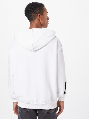 ABOUT YOU Limited Sweatshirt 'Leo' by Jannik Stutzenberger' in White