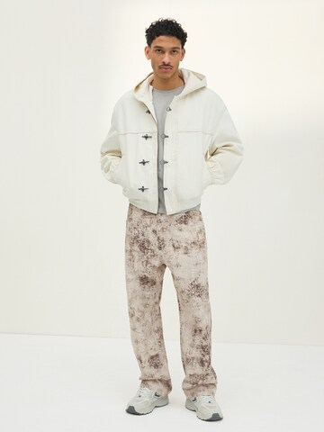 Bershka Baggy Дънки в бежово