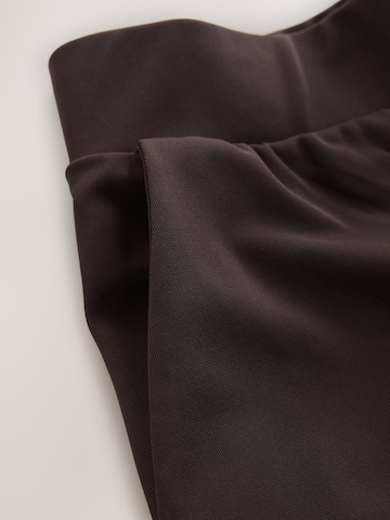 Next Wide Leg Hose in Braun
