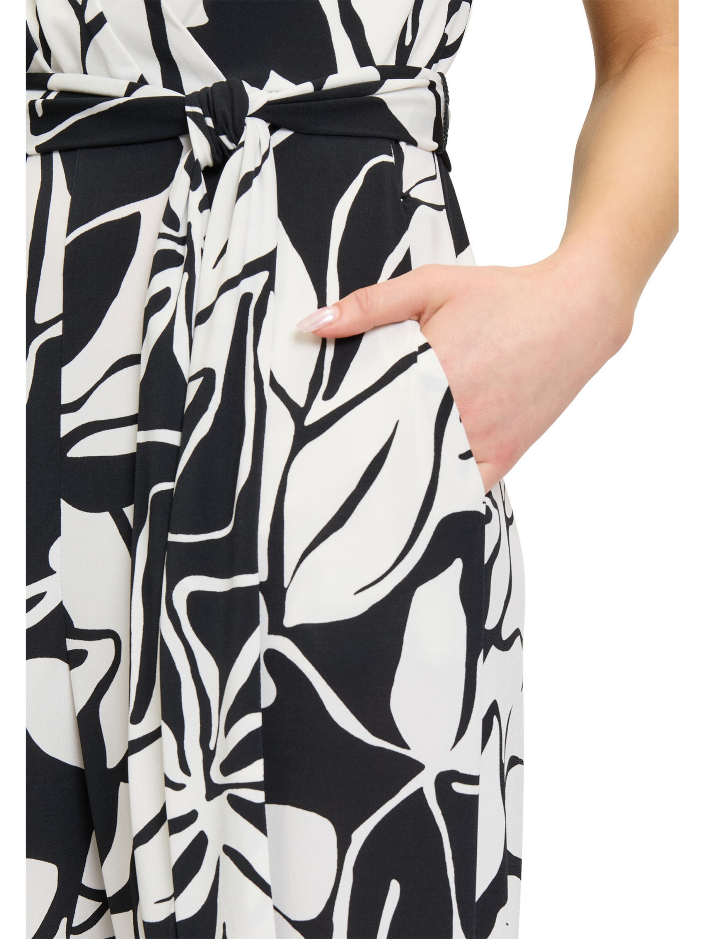 Combinaison Vera Mont en noir