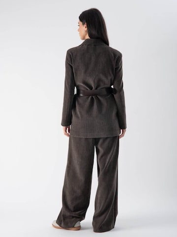 MND Blazer 'Chenille blazer with belt' in Grey