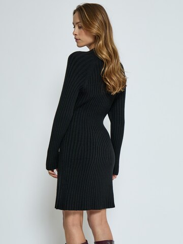 Robes en maille 'Anna' Peppercorn en noir
