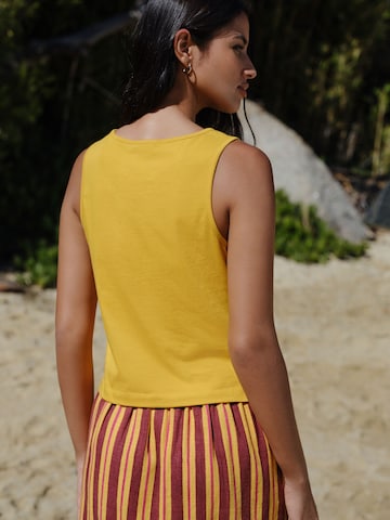 Next Top in Yellow