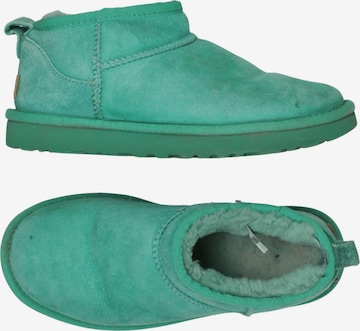 UGG Dress Boots in 37 in Green: front
