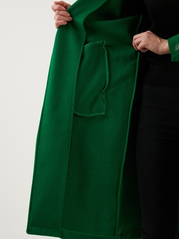 Manteau mi-saison LELA en vert