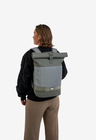 OAK25 Backpack 'Commute M' in Green