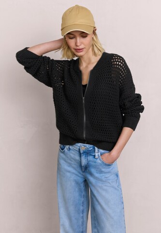 Street One Studio Strickjacke in Schwarz: Vorderseite