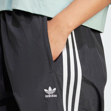 ADIDAS ORIGINALS Широкий Штаны в Черный