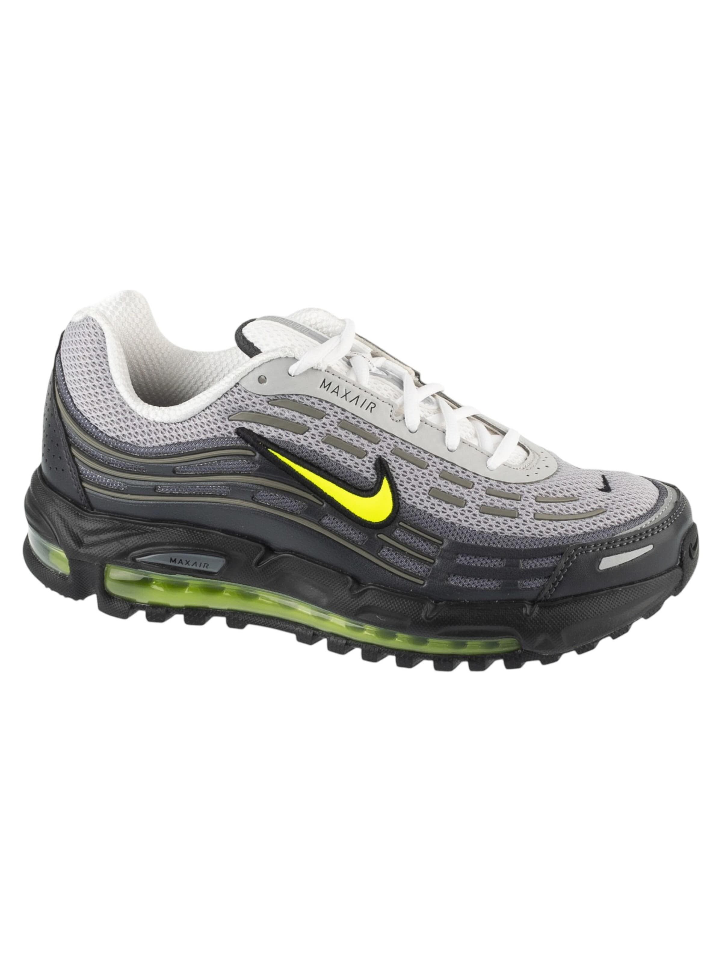 NIKE Sneakers laag 'Nike Air Max TL 2.5' in Grijs: voorkant