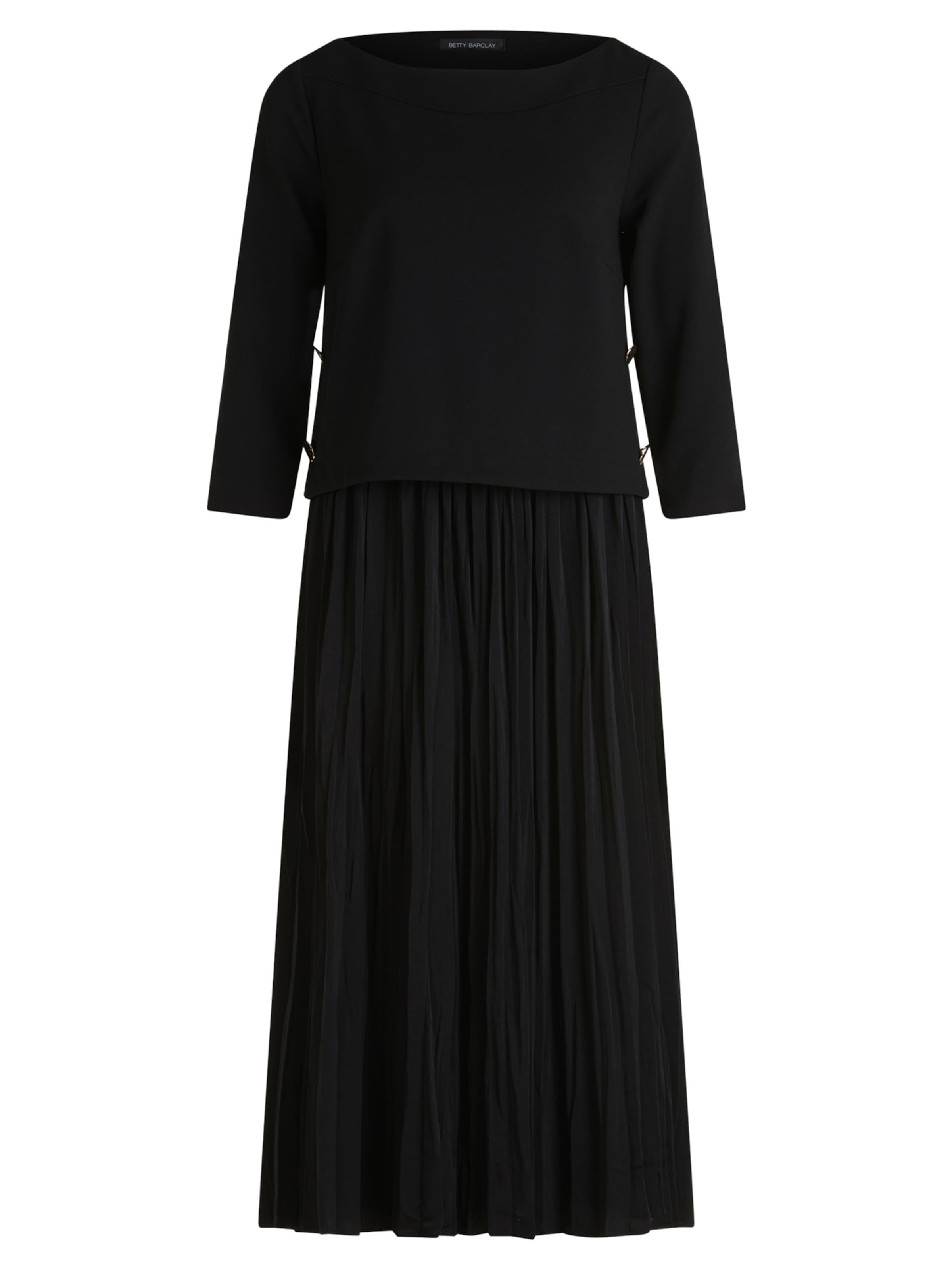 Robe de soirée Betty Barclay en noir : devant