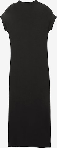 Pull&Bear Mekko värissä musta: etupuoli