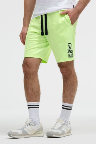 CAMP DAVID Regular Pants in Green: front