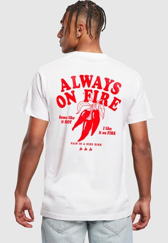 Mister Tee Majica 'Always On Fire' | bela barva
