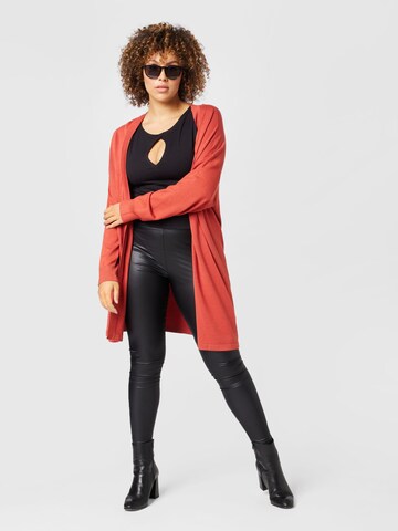 Cardigan 'BLUME' Fransa Curve en rouge