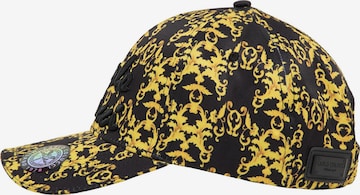 Carlo Colucci Cap in Black: front