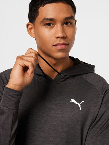 PUMA Sportsweatshirt in Schwarz