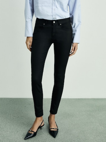 MANGO Skinny Jeans in Black