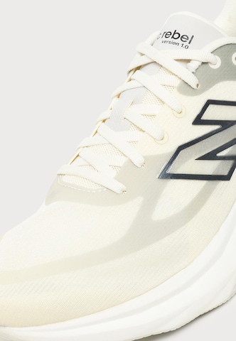 new balance - Calzado deportivo 'Rebel' en beige