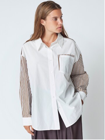 Chemisier 'Mio' co'couture en marron : devant