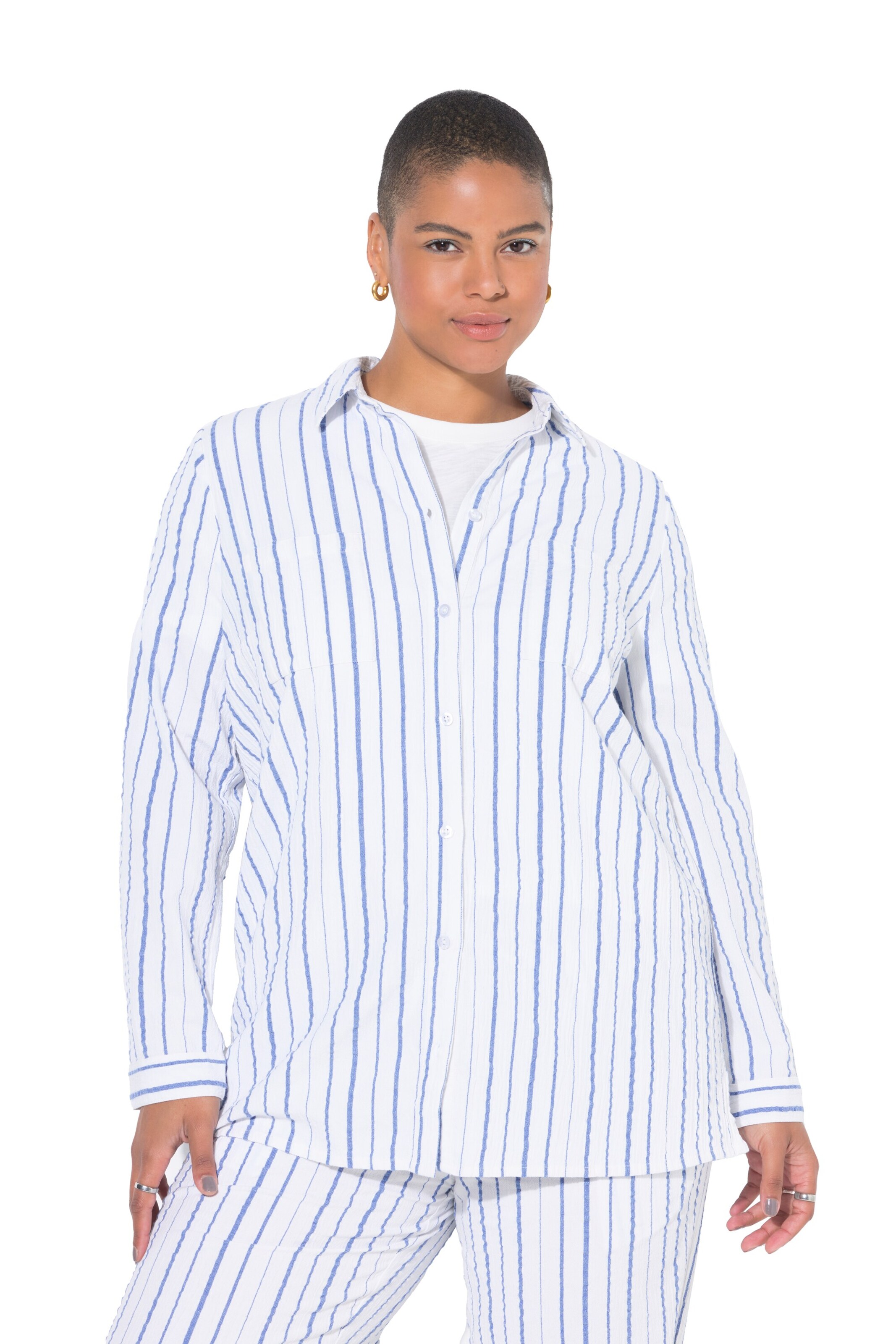 Studio Untold Blouse in White: front