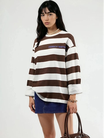 Busem Sweatshirts in Braun: Vorderseite